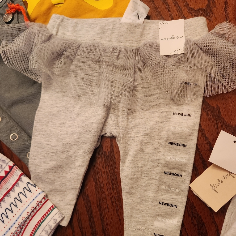 Baby Girls Bundle - Picture 4 of 8